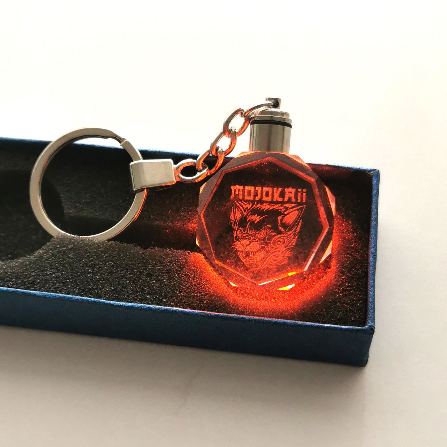 Gratis Mojokaii Kristall Schlüsselanhänger | RGB Licht